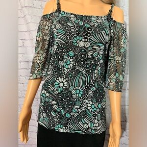 Women’s shirt. Size: 1X, Brand: Cocomo Woman